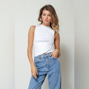 Line & Dot Evelyn Sweater Top in White Size XS